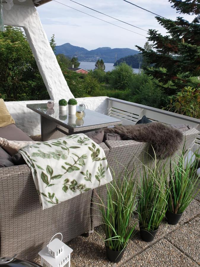 Bergen Apartment With Fjord View Isdalsto Eksteriør billede